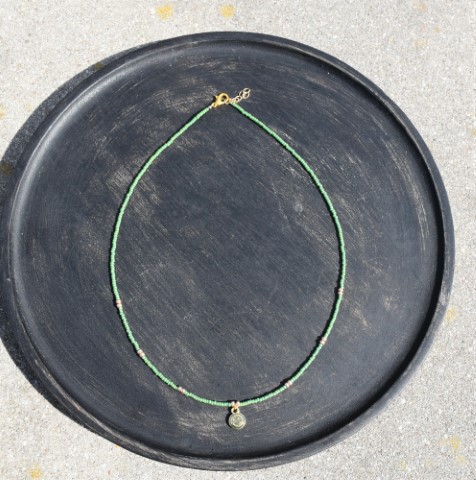 Green gold smile necklace